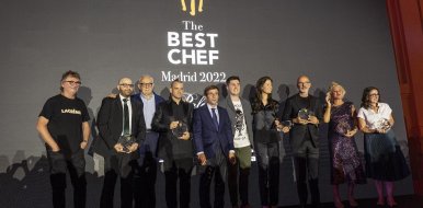 Dabiz Muñoz repite triunfo como mejor cocinero en los VI premios The Best Chef Awards - Hostelería Madrid