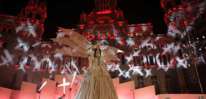 La Comunidad suspende los actos de celebración de campanadas en vía pública y restringe la organización de cabalgatas de Reyes a espacios acotados - Hostelería Madrid