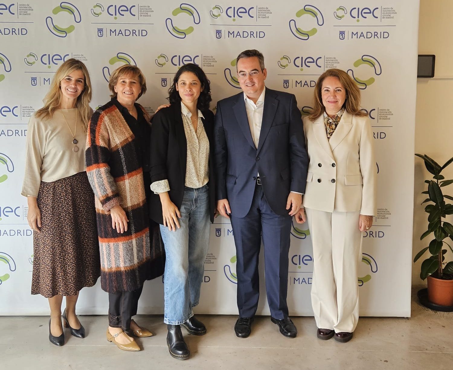 Hostelería Madrid participa en el II Summit CIEC para hablar de sostenibilidad y circularidad - La Viña