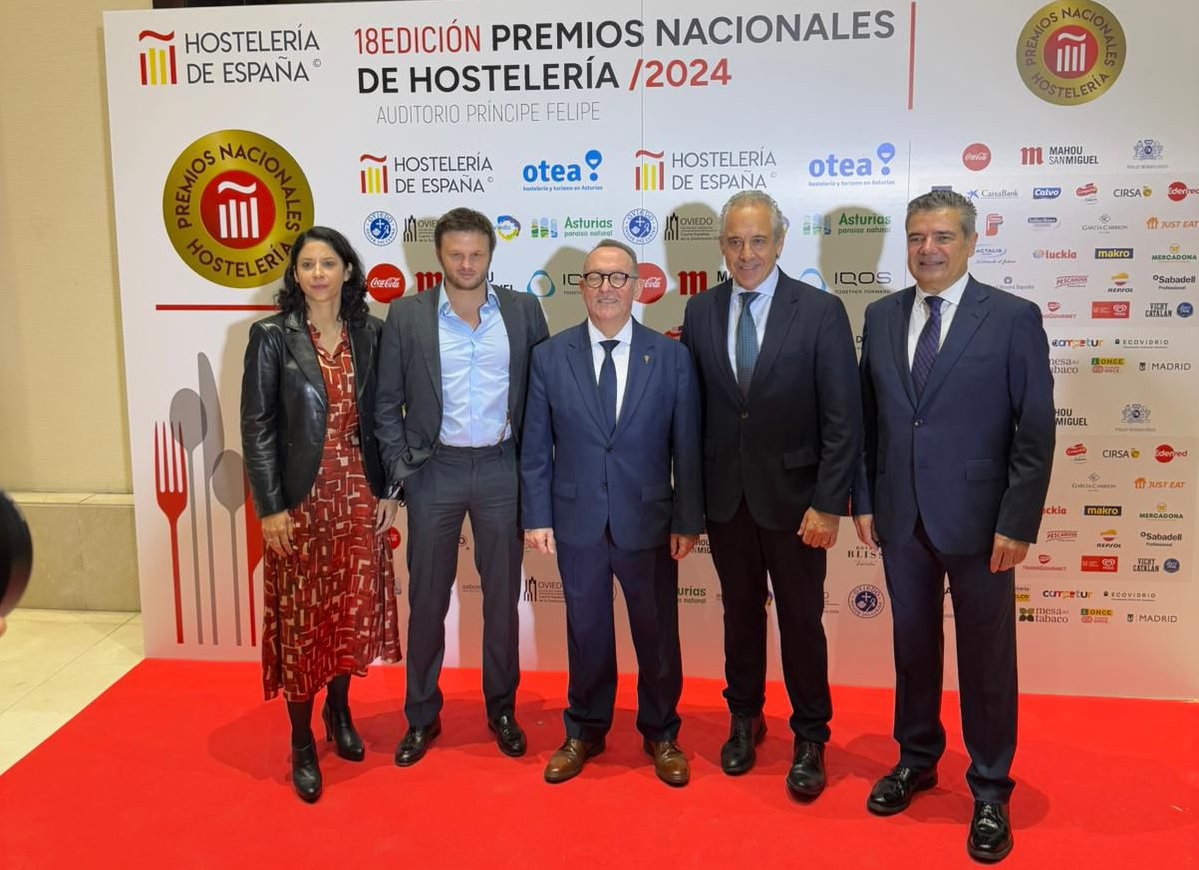 Entregados los premios Nacionales de Hostelería 2024 en Oviedo - La Viña