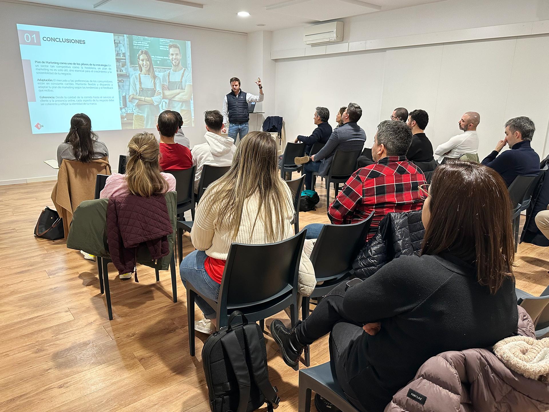 Hostelería Madrid celebra la segunda jornada formativa del Hub Origen sobre marketing digital y gastronomía - La Viña